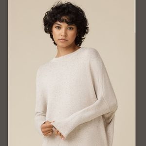 VETTA Capsule Oversized Sweater